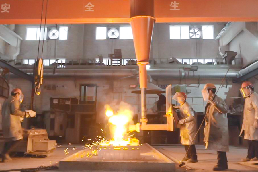 Investment Casting Pouring